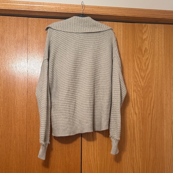 FREE PEOPLE nwot Grey Marlie pullover - Picture 8 of 11